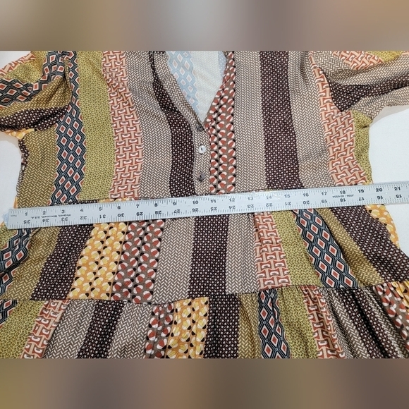 MADE IN ITALY Patterned Long Bell Sleeve Mini Dress w/V-neck Collar With Buttons - Picture 9 of 9